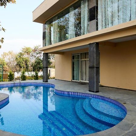 Villa Exotica By Stayjade5Bhkpoolacprojector Denkanikottai Εξωτερικό φωτογραφία