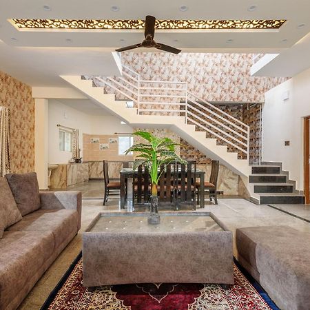 Villa Exotica By Stayjade5Bhkpoolacprojector Denkanikottai Εξωτερικό φωτογραφία